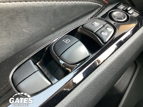 Used 2023 Nissan Altima 2.5 SR w/ SR Premium Package AWD/4WD image 21