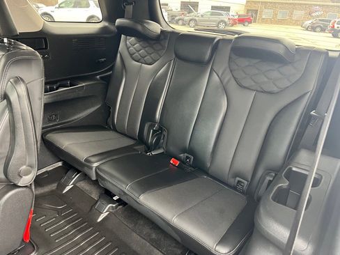 Used 2021 Hyundai Palisade Limited image 11