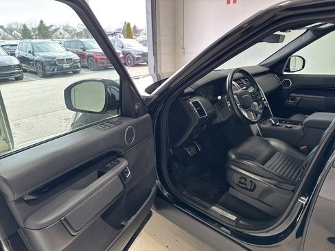 Used 2022 Land Rover Discovery S R-Dynamic image 13