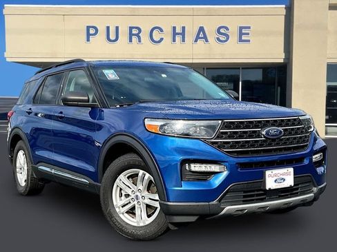Used 2022 Ford Explorer XLT w/ Equipment Group 202A RWD image 1