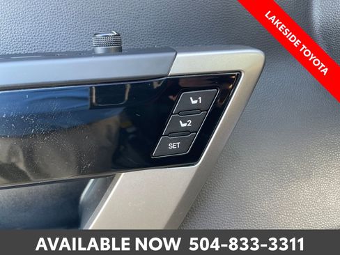 Used 2023 Toyota Tundra Limited AWD/4WD image 23