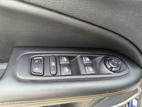 Used 2019 Jeep Compass Limited AWD/4WD image 12
