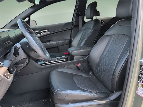 Used 2025 Kia Sportage X-Line w/ Premium Package AWD/4WD image 16