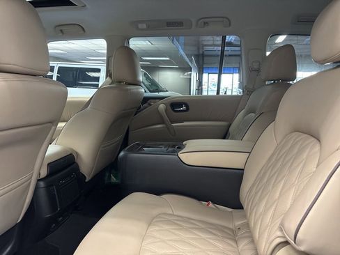 Used 2024 Nissan Armada Platinum w/ Captain's Chairs Package image 23