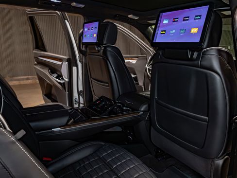 Used 2025 Cadillac Escalade Sport Platinum image 27