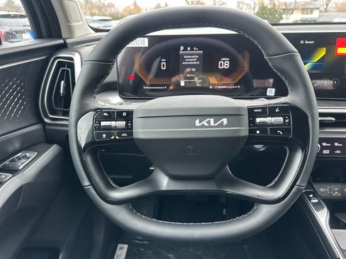 New 2026 Kia Sorento S image 18