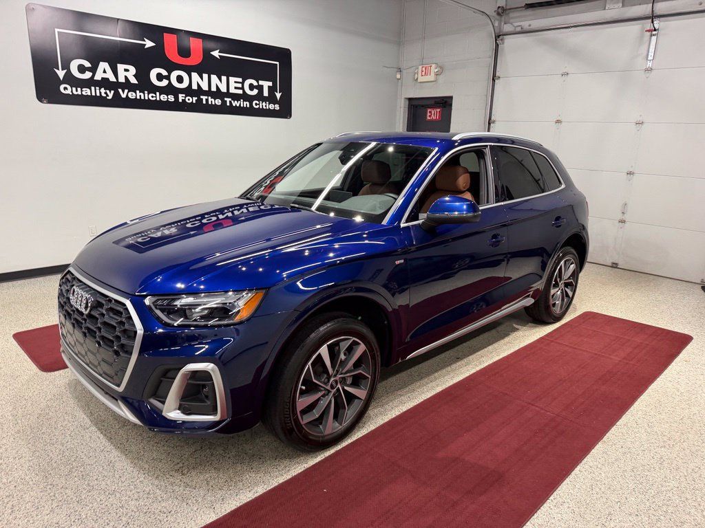 Used 2022 Audi Q5 2.0T Premium AWD/4WD image 2