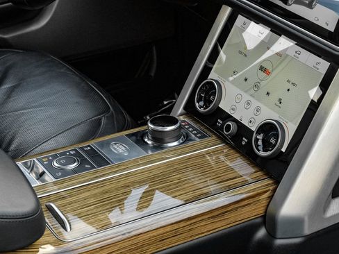 Used 2018 Land Rover Range Rover Supercharged image 26