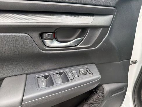 Used 2025 Honda CR-V EX image 8