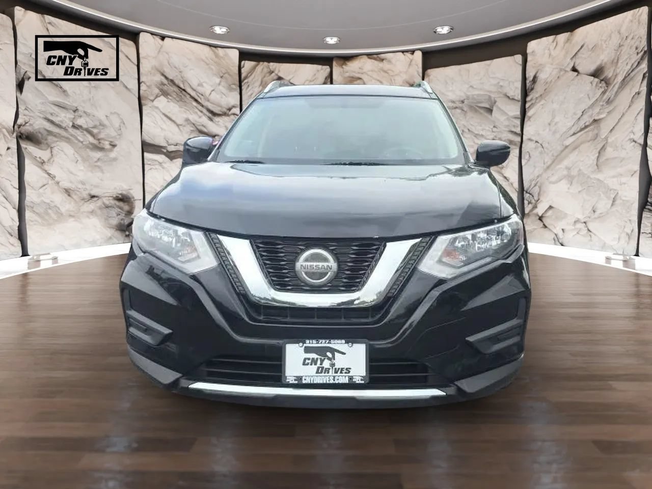 Used 2018 Nissan Rogue SV AWD/4WD image 2