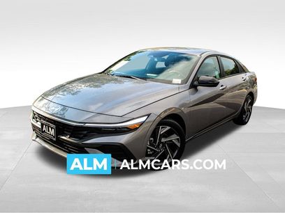 Used 2025 Hyundai Elantra Sport w/ Cargo Package