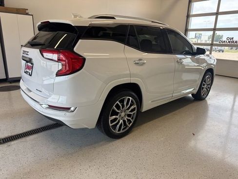 Used 2022 GMC Terrain Denali AWD/4WD image 10