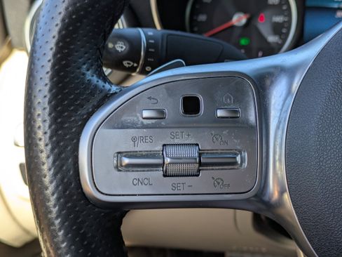 Used 2020 Mercedes-Benz C 300 Coupe image 21