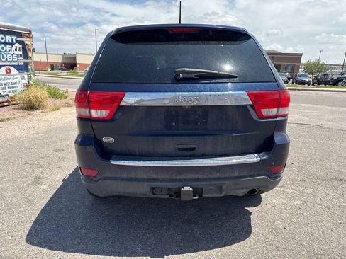 Used 2013 Jeep Grand Cherokee Overland w/ Advance Technology Group AWD/4WD image 4