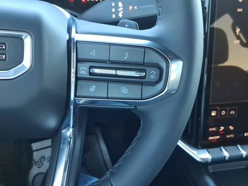 Used 2026 GMC Acadia Elevation w/ Super Cruise Package FWD image 22