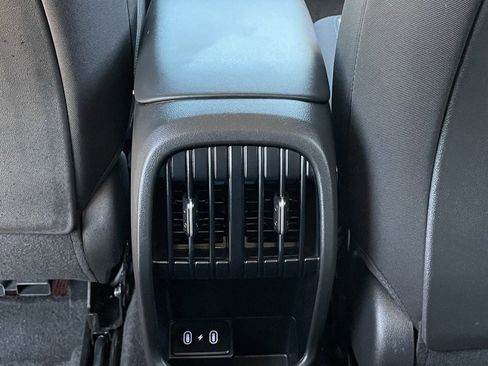 Used 2025 Hyundai Kona SEL image 24