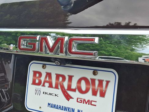 Used 2021 GMC Acadia SLE w/ LPO, Floor Liner Package FWD image 30