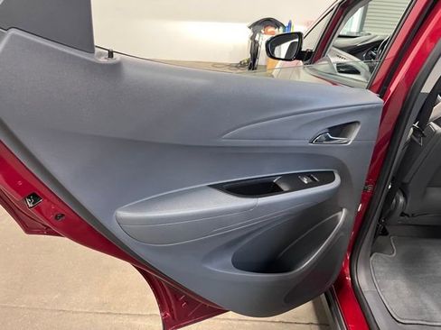 Used 2021 Chevrolet Bolt LT image 19