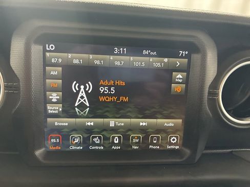 Used 2021 Jeep Wrangler Unlimited Sahara w/ Dual Top Group image 18