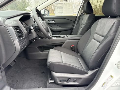 New 2026 Nissan Rogue SV AWD/4WD image 29