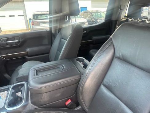 Used 2020 Chevrolet Silverado 1500 LT Trail Boss AWD/4WD image 8