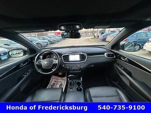 Used 2019 Kia Sorento SX image 33