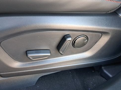 New 2026 Ford Explorer ST-Line w/ ST-Line Street Pack image 22