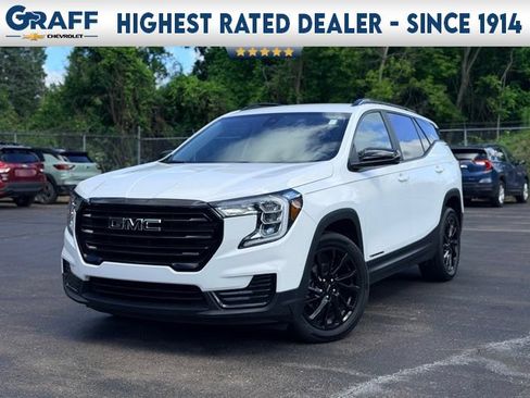 Used 2023 GMC Terrain SLE w/ Driver Convenience Package FWD image 1