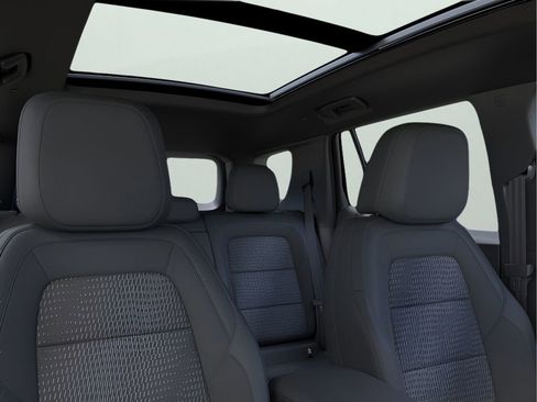 Used 2026 Chevrolet Equinox LT w/ Safety and Technology Package image 24