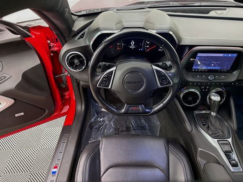 Used 2019 Chevrolet Camaro SS RWD image 24