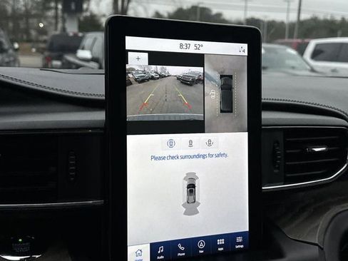 Used 2020 Ford Explorer Platinum w/ Premium Technology Package image 36