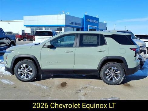 New 2026 Chevrolet Equinox LT image 2