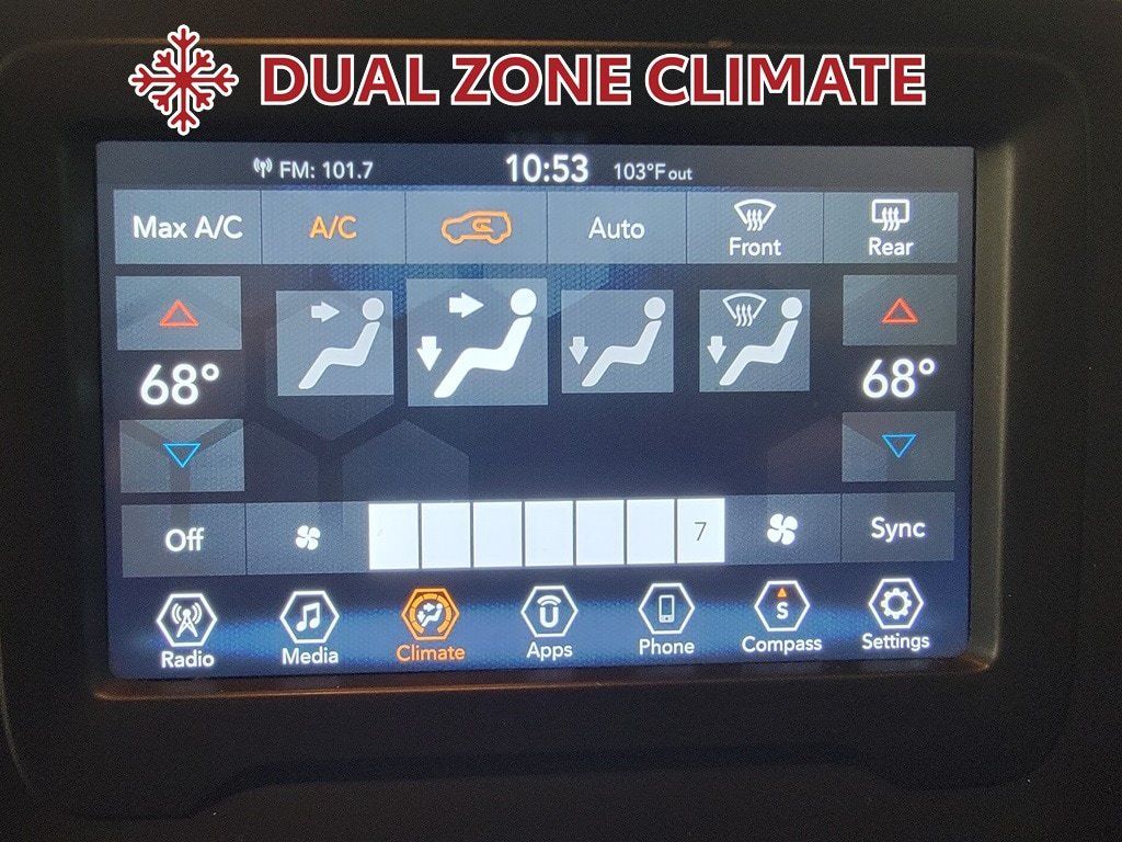 Used 2018 Jeep Renegade Latitude FWD image 22