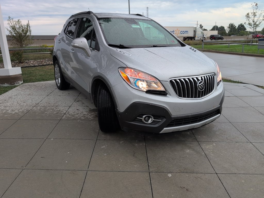 Used 2016 Buick Encore Convenience FWD image 2