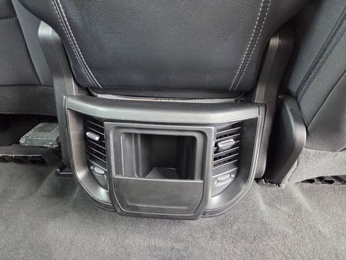 Used 2022 RAM 1500 Big Horn AWD/4WD image 26