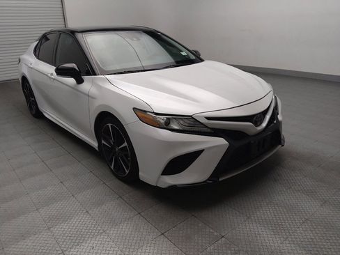 Used 2019 Toyota Camry XSE w/ Navigation Package image 13