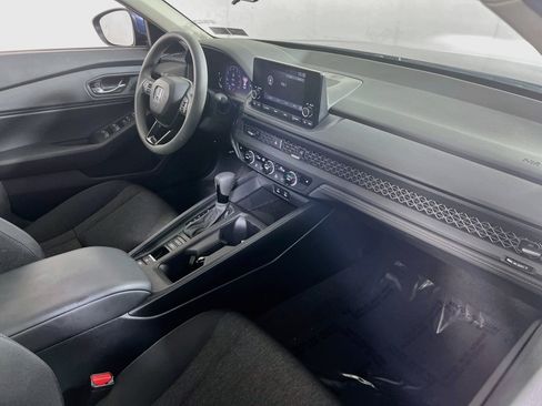 Used 2023 Honda Accord EX image 28