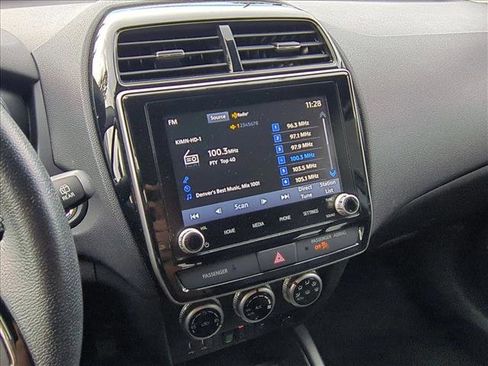 Used 2024 Mitsubishi Outlander Sport SE image 11