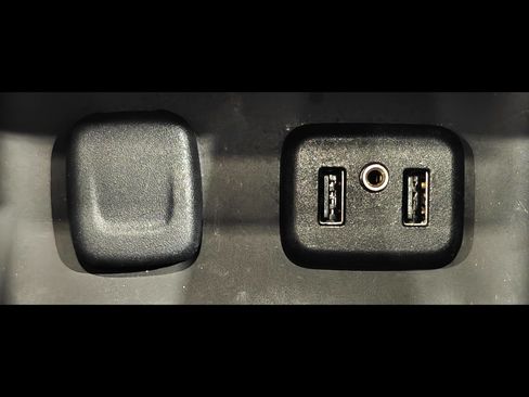 Used 2017 GMC Acadia SLE w/ Driver Alert Package I AWD/4WD image 49