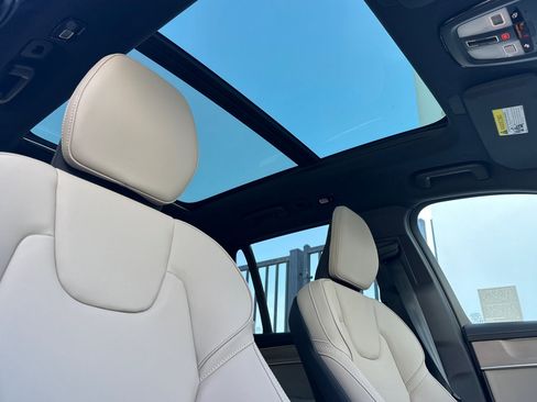 New 2026 Volvo XC90 B6 Core image 14