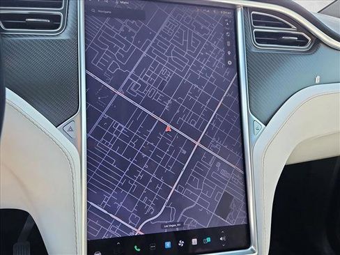 Used 2017 Tesla Model X 75D image 15