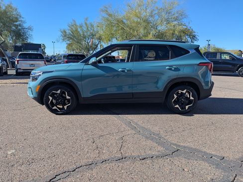 Used 2025 Kia Seltos EX w/ EX Sunroof Package image 5