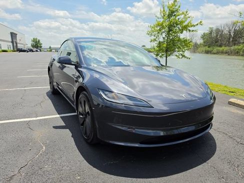 Used 2025 Tesla Model 3 Long Range RWD image 16
