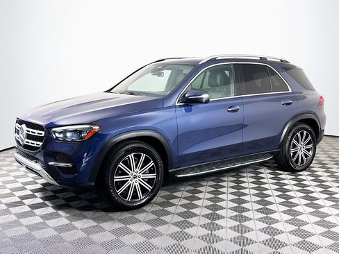 Used 2024 Mercedes-Benz GLE 450 4MATIC image 4