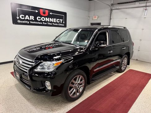 Used 2014 Lexus LX 570 4WD image 3