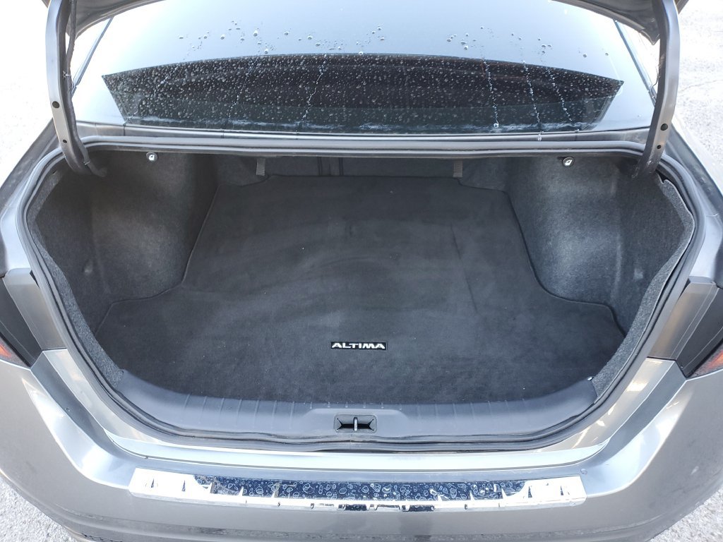 Certified 2021 Nissan Altima 2.5 SR FWD image 9