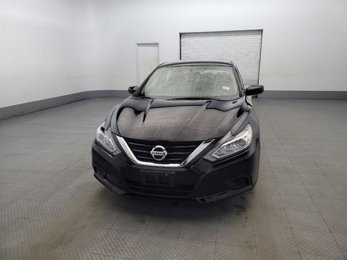 Used 2018 Nissan Altima 2.5 S w/ S Convenience Package image 15