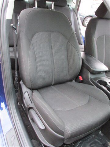 Used 2018 Kia Optima LX FWD image 18