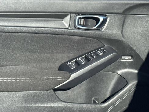 Certified 2024 Honda Civic Sport image 17