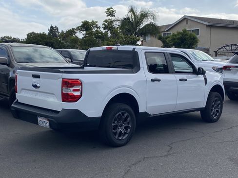 Used 2022 Ford Maverick XL FWD image 3